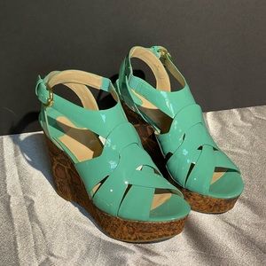🤑Joan & David Wedge Sandals